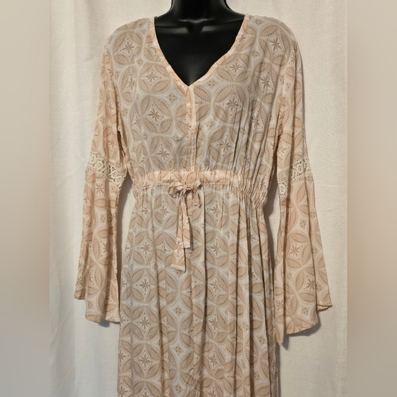 Boho Cream Tan And Pink  Geometric Long Sleeve Lightweight Dress Bell Sleeves - Picture 3 of 8